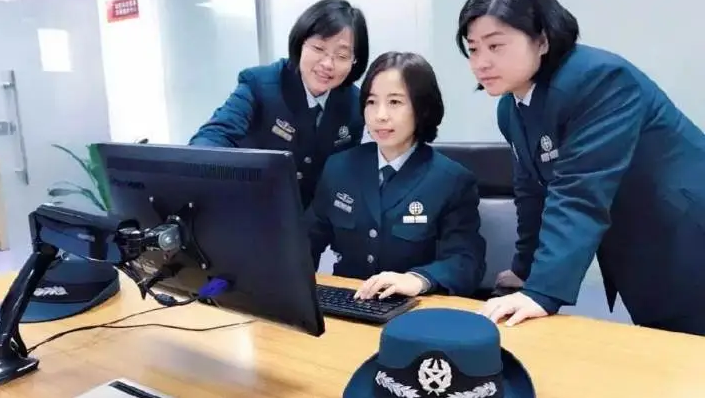 新修订的《中国人民解放军文职人员条例》颁布