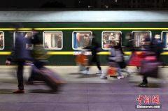 春运首日：除夕热门线路车票秒空 旅客出行半径达3年来峰值