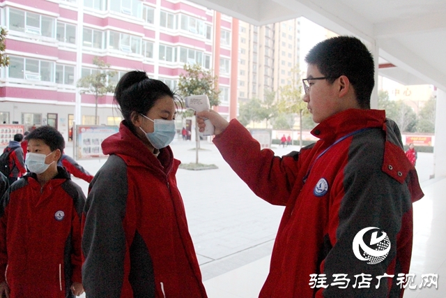 新冠“乙类乙管”后首个开学季 驻马店市区校园也有新变化