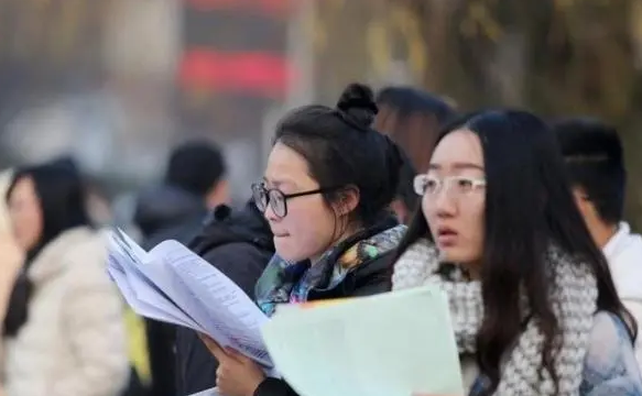 多地公布考研初试成绩查询时间，能否“上岸”下周揭晓