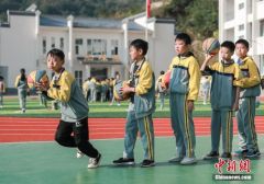 多地体育中考项目调整，中长跑缘何成关注重点？