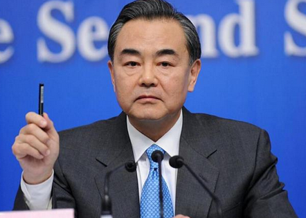 王毅就飞艇事件向美方表明立场