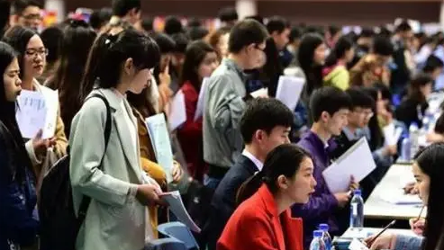 教育部助力高校毕业生尽早就业