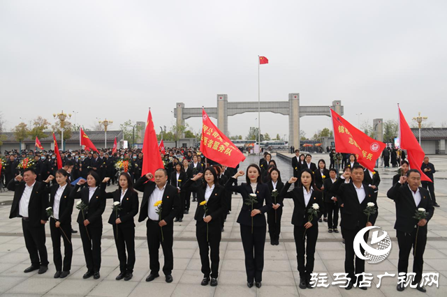 驻马店市锦程公司组织参观杨靖宇革命纪念馆