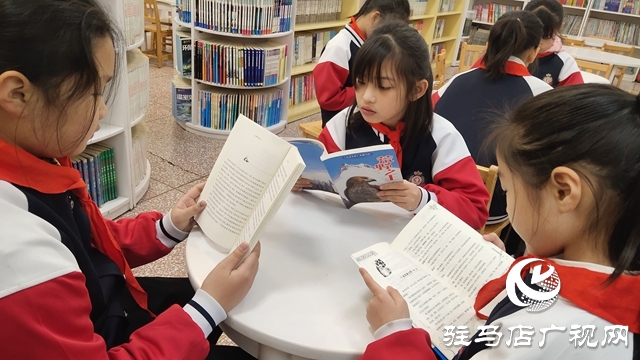 驻马店实验小学开展世界读书日系列活动
