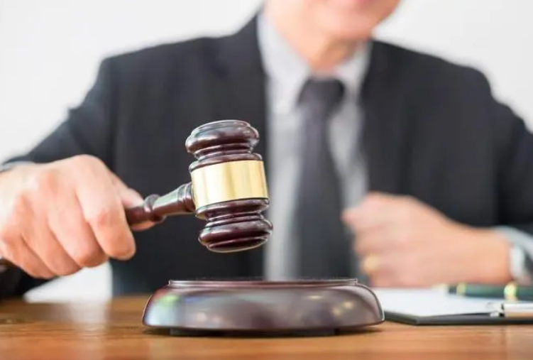 这个“犯了错”的干部为何被免责?