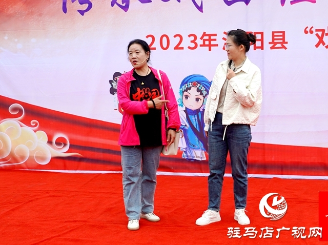 泌阳县“戏曲进校园”活动走进泌阳中学