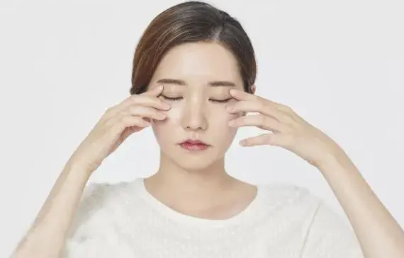 科普｜注意！千万别随便揉眼睛，可能会造成这些严重后果！