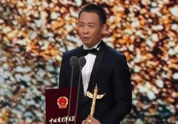 张译、刘烨分获第十八、十九届华表奖优秀男演员奖