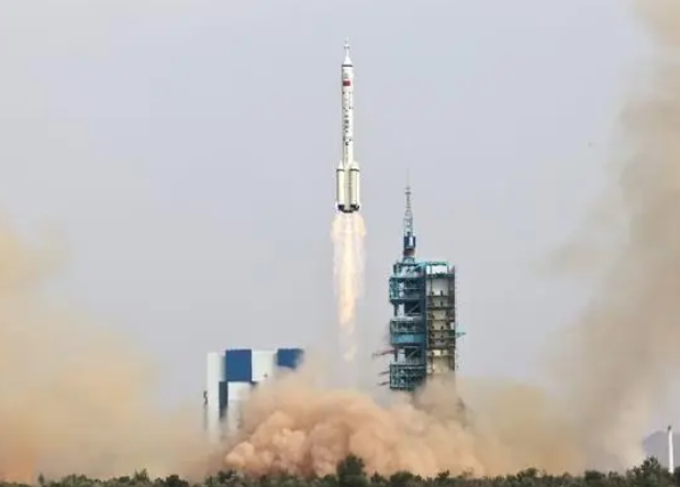 祝贺！神舟十六号载人飞船发射取得圆满成功