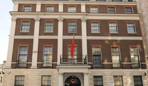 我驻英使馆：英方官员的谣言，连英国民众也不信
