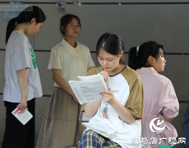  泌阳高考首日！多图直击……