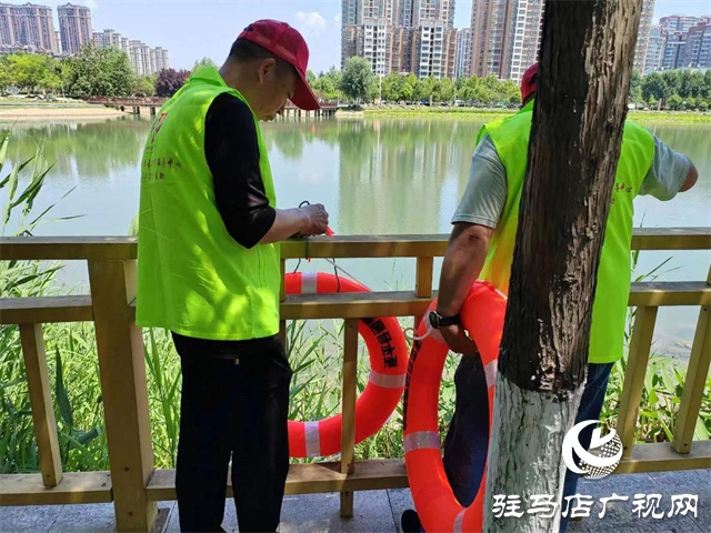 驻马店：多部门携手开展水上救援设施投放活动
