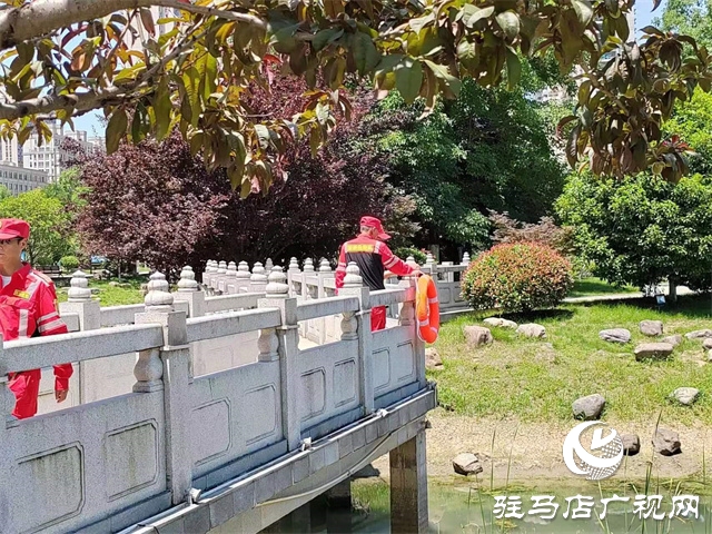 驻马店：多部门携手开展水上救援设施投放活动
