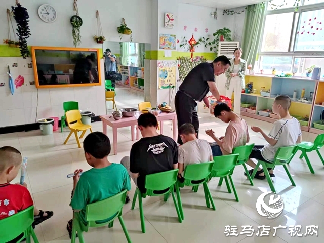 驻马店:爱心企业捐赠 端午节情暖孤残儿童