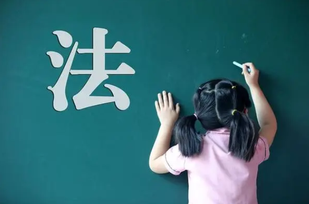 遇到这些涉未成年人有害信息，请举报！