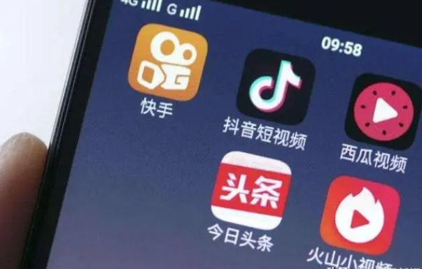 越刷越心累，86.1%受访者表示会漫无目的刷手机