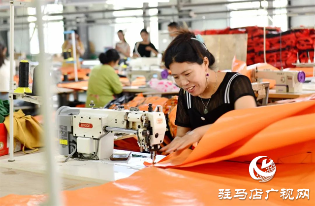 新蔡:工厂开到家门口