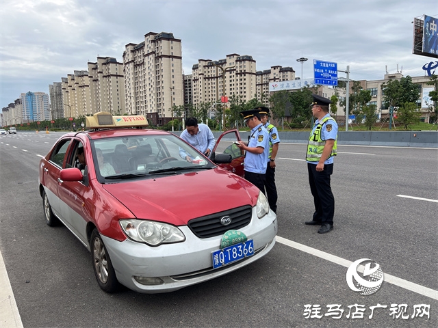 正阳县客运市场“打非治违”专项行动启动