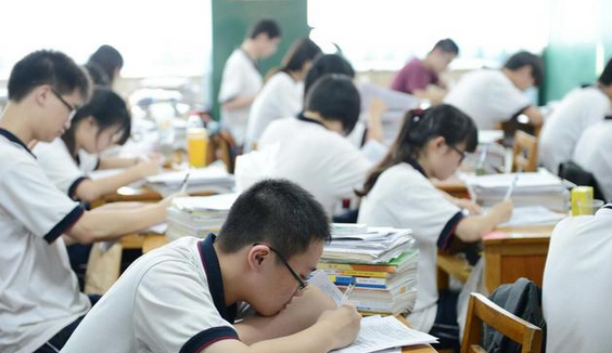 2023年驻马店市中心城区公办高中录取分数线公布