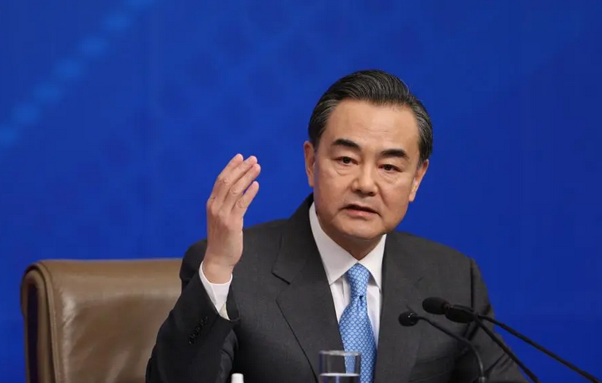 王毅会见美国前国务卿基辛格