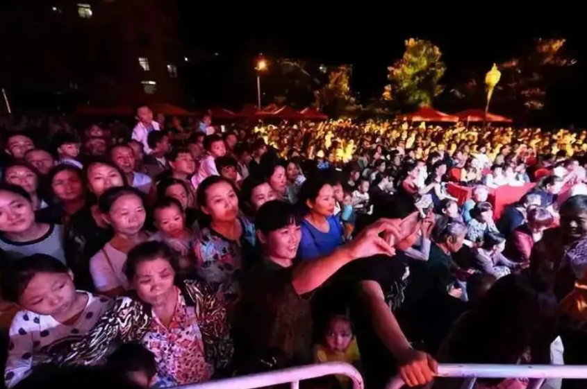 二三线城市为何争办演唱会？