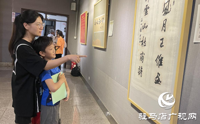 第六届“兵心如初”全国八零后军旅书法家作品展在市文化馆开幕