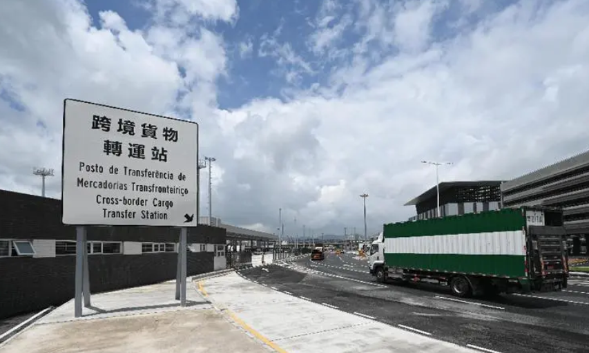 港珠澳大桥港澳跨境货车安排正式实施