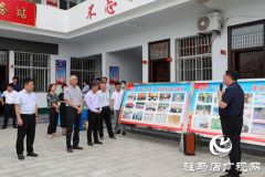 岳卷中调研泌阳国土绿化工作