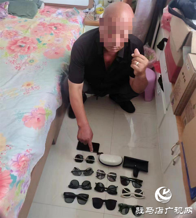 男子“顺手牵羊”偷墨镜 终被警方抓获