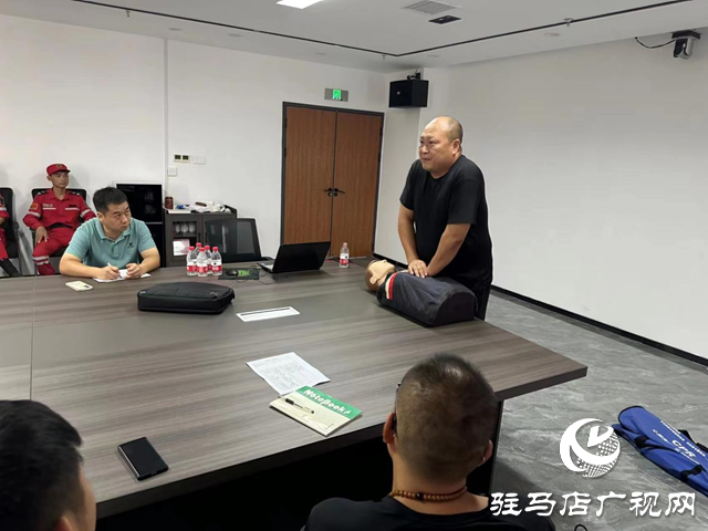 泌阳县蛟龙救援队开展应急救援知识进企业活动