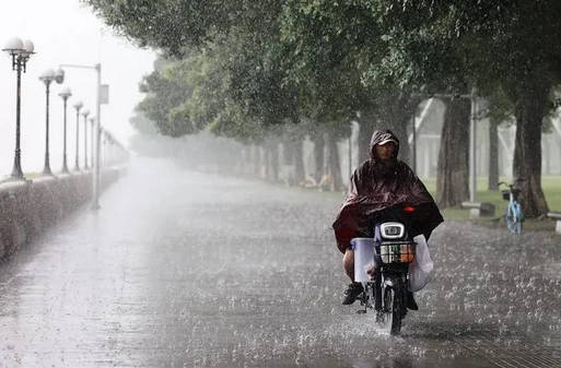 国家防总紧急提醒！多地强降雨，沿海地区需防台风