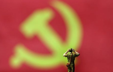 驻马店市民政局理论学习中心组召开“学习贯彻习近平总书记关于意识形态工作重要论述”会议