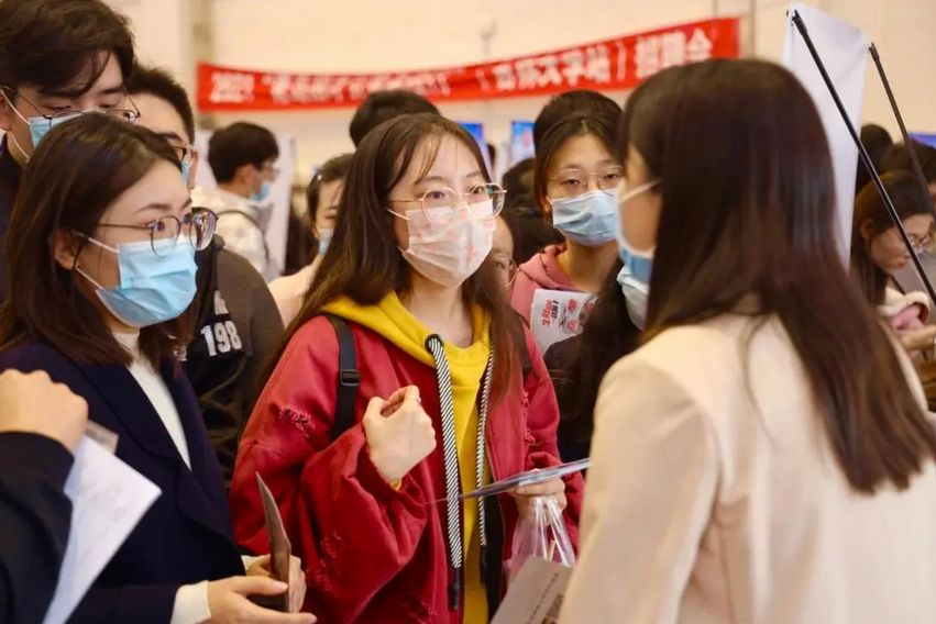 河南省今年首场省外招才引智活动在吉林大学举办