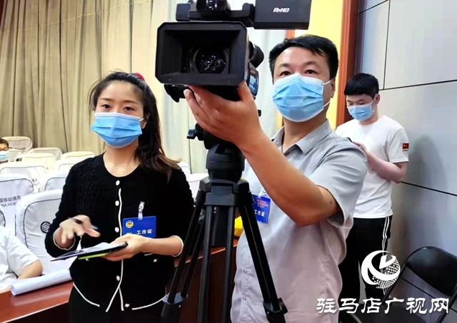 我们，在现场——致敬记者节