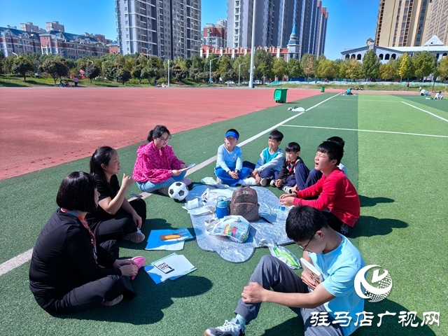 驻马店市儿童福利院：用爱温暖孩子过冬