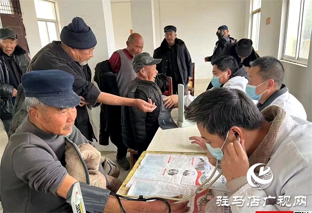 泌阳县羊册镇：寒风凛凛温情在 义诊服务暖人心