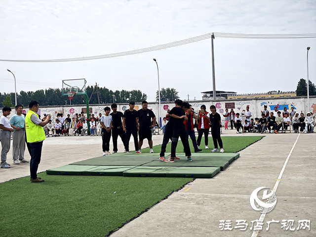 驿城区诸市第二初级中学开展心理健康教育主题活动