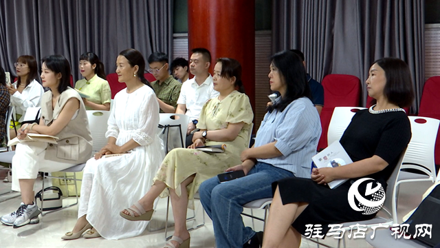 驻马店市总工会开展职工读书交流活动