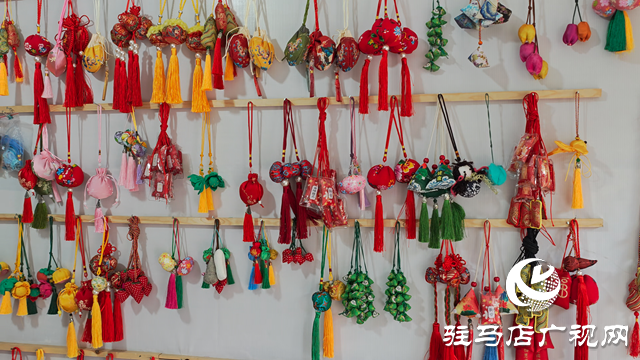 陈玲:传承非遗 匠心织梦