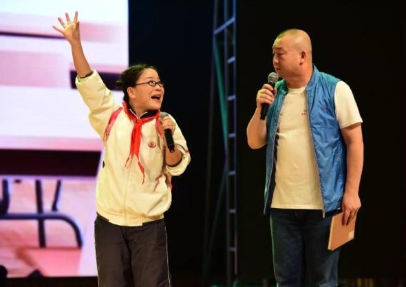 汝南县残联开展名家义演进乡村活动