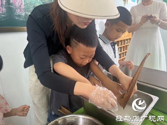 驻马店第五十八小学附属幼儿园开展端午节活动