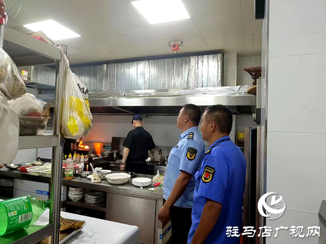 驻马店市生态环境局遂平分局：联合执法治油烟 让“烟火气”更清新