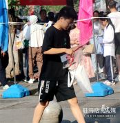 加油！直击驻马店中考首日现场→
