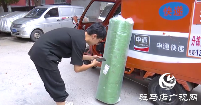 烈日炎炎“暑”你最美:脚步不停歇 快递及时达