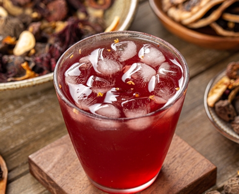 暑气升腾 喝酸梅汤好处多多