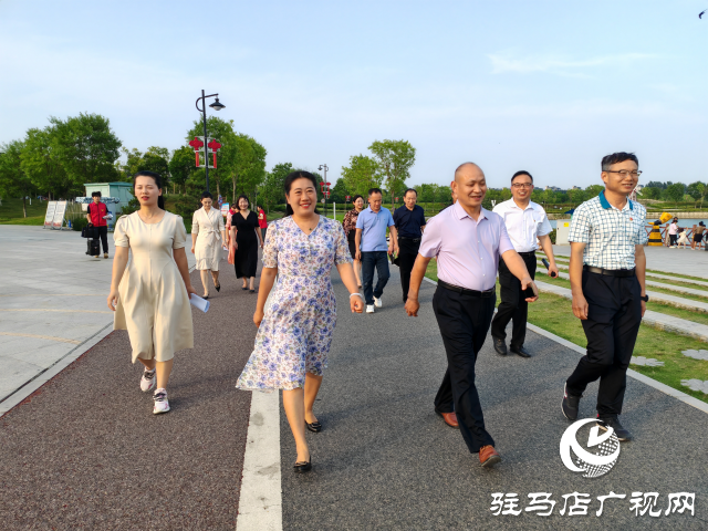 平舆县政协“迎七一·聚共识”委员读书活动举行