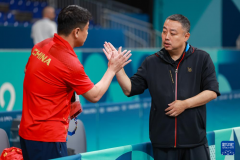 乒乓球——中国队进行赛前训练