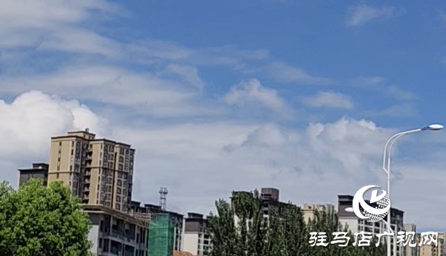 蓝天白云下的驻马店