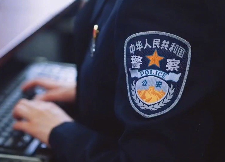 崔富强：用奋斗致“警”青春